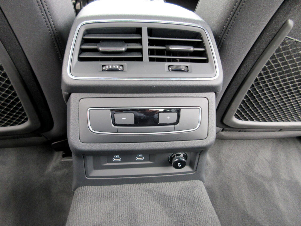 Used 2025 Audi A6 2.0T Premium w/ Convenience Plus Package image 39