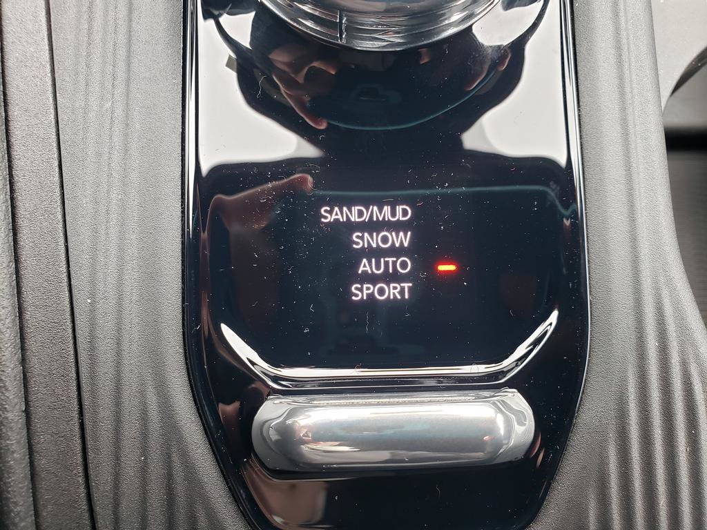 New 2026 Jeep Cherokee Laredo AWD/4WD image 16