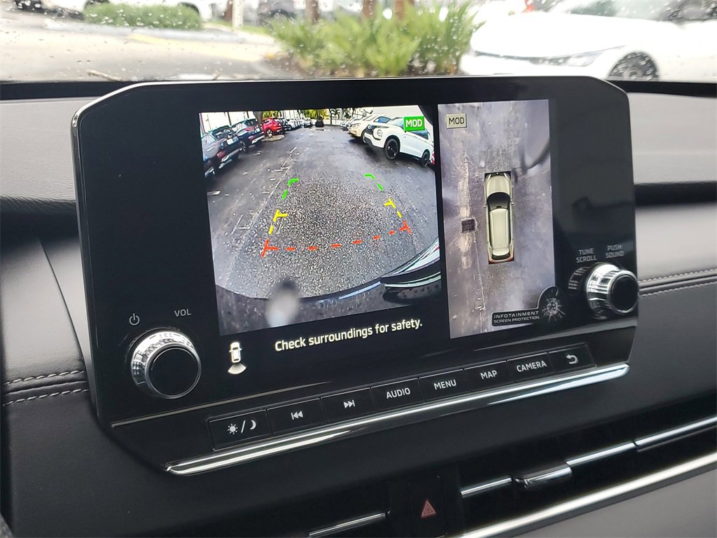 New 2025 Mitsubishi Outlander SEL image 24