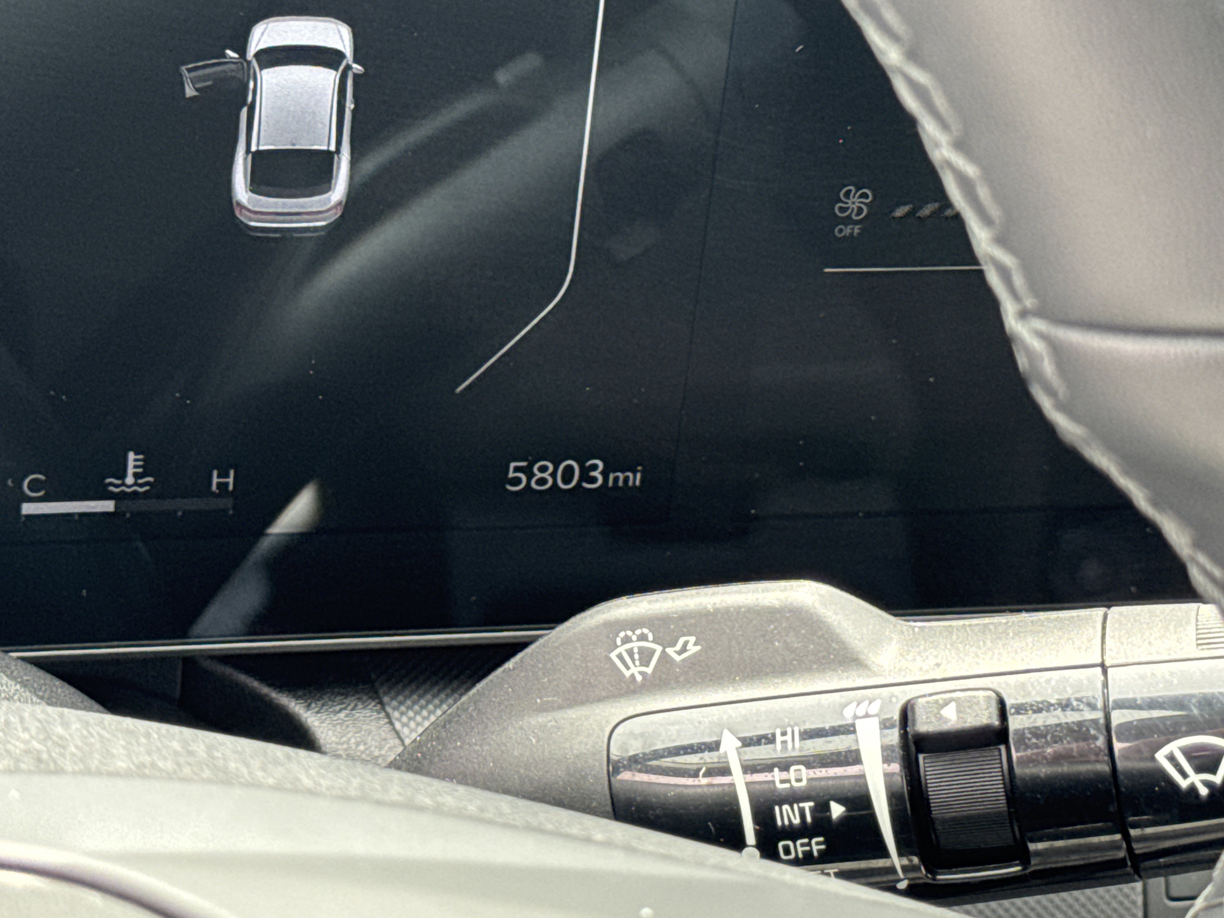 Certified 2025 Kia K4 EX image 28