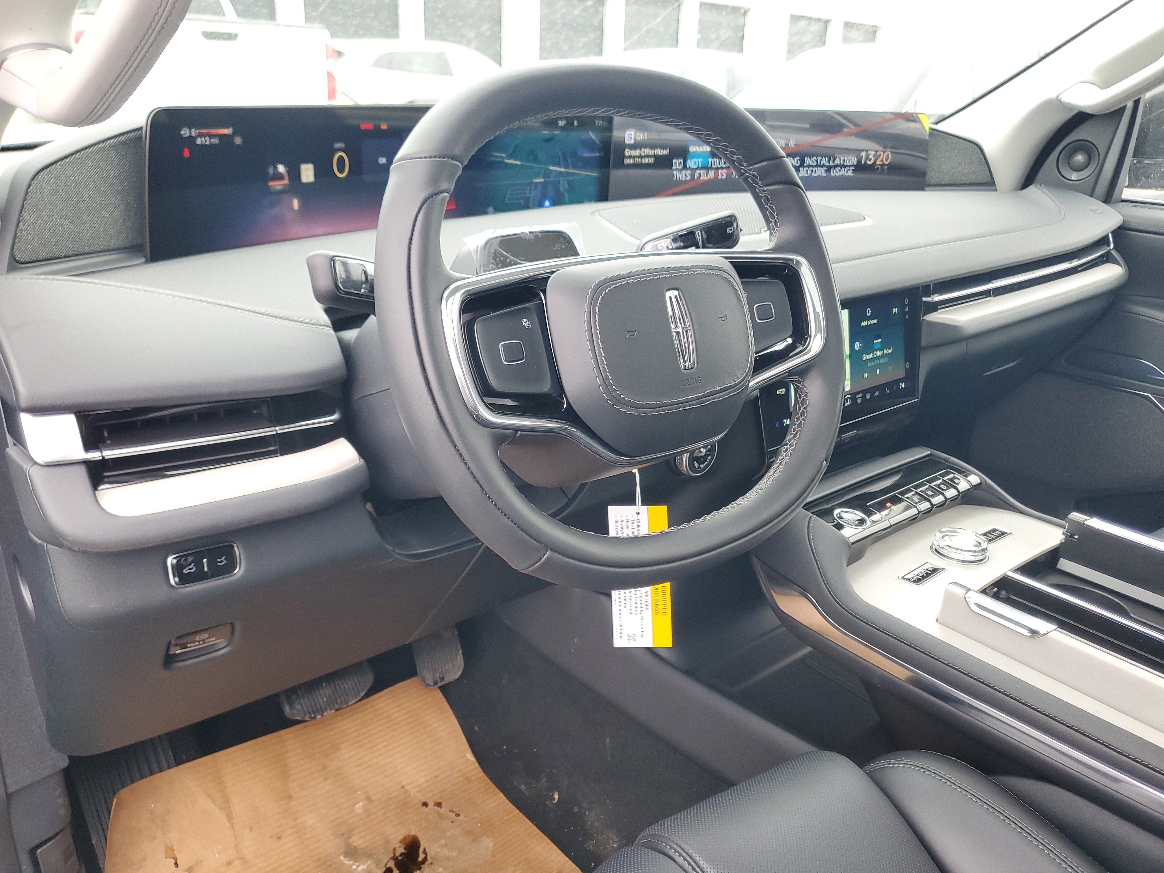 New 2026 Lincoln Navigator Reserve AWD/4WD image 14
