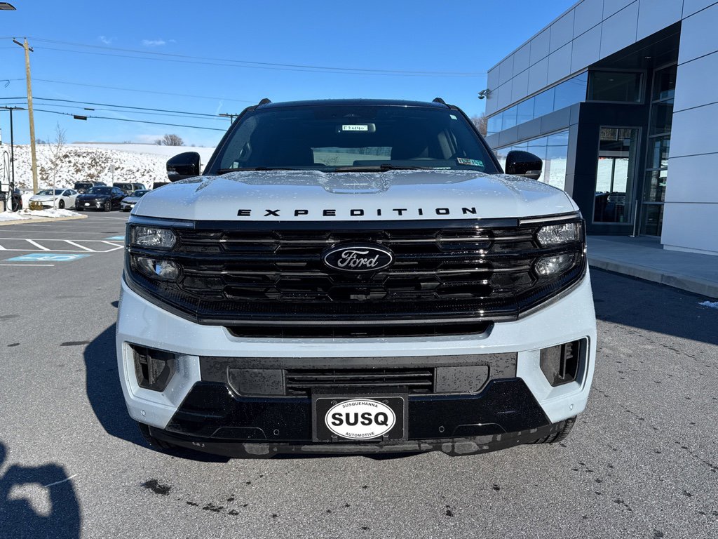 New 2026 Ford Expedition Platinum w/ Stealth Performance Package image 2