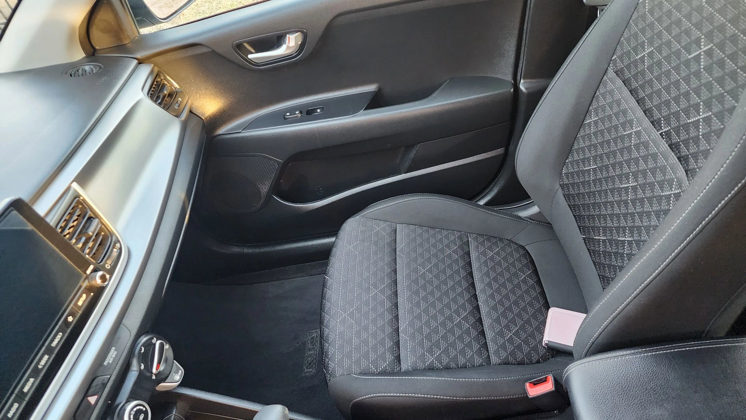 Used 2022 Kia Rio S image 22