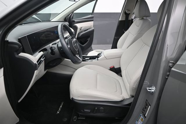 Used 2026 Hyundai Tucson SEL FWD image 11