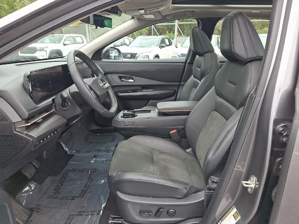 Certified 2024 Nissan Ariya AWD image 15