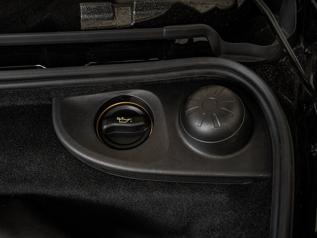 Certified 2025 Porsche 718 Boxster Spyder RS RWD image 37