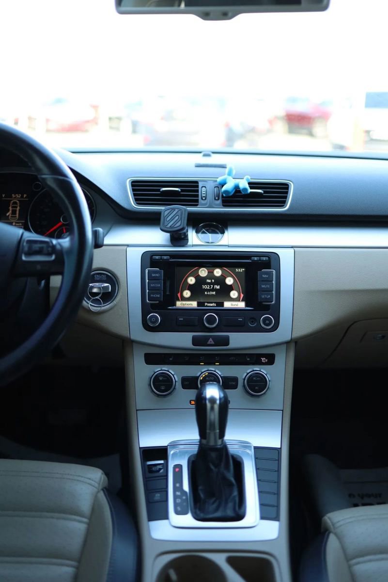 Used 2013 Volkswagen CC Sport Plus FWD image 35