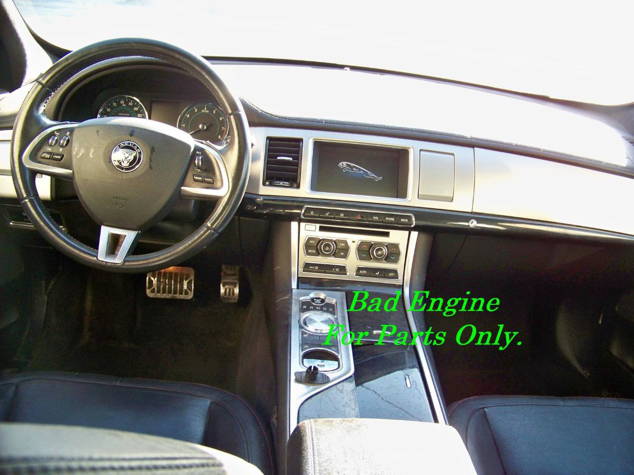 Used 2015 Jaguar XF Sport RWD image 18