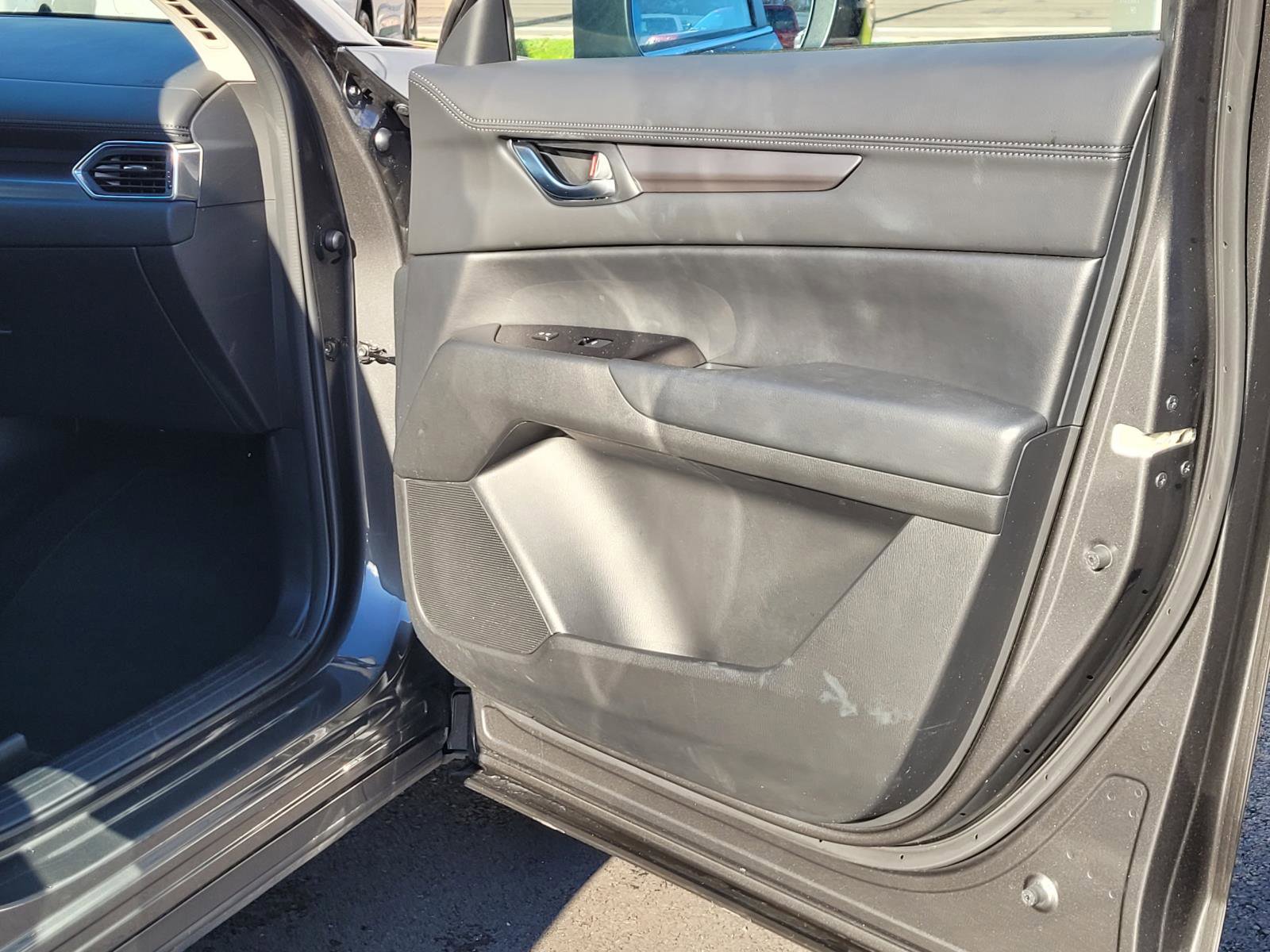 Used 2025 MAZDA CX-5 AWD 2.5 S w/ Preferred Package image 22