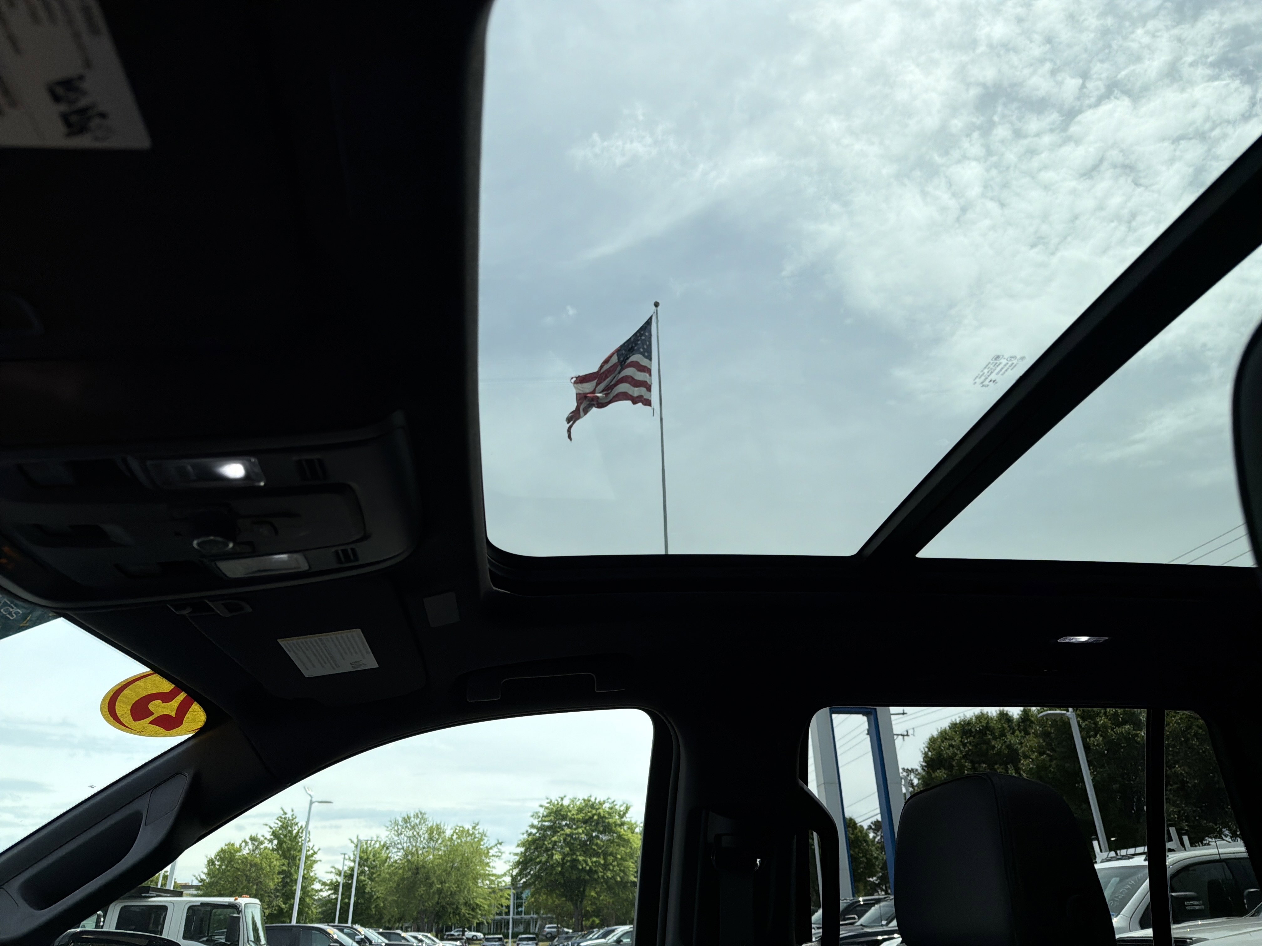 Used 2025 Chevrolet Tahoe RST w/ Comfort Package AWD/4WD image 28