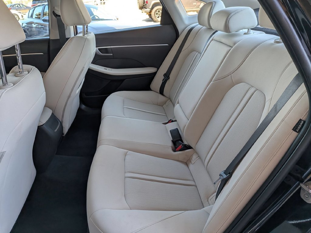 Used 2025 Hyundai Sonata SEL FWD image 24