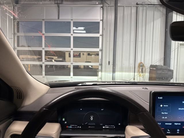 Used 2023 Lincoln Nautilus Reserve w/ Equipment Group 202A AWD/4WD image 8