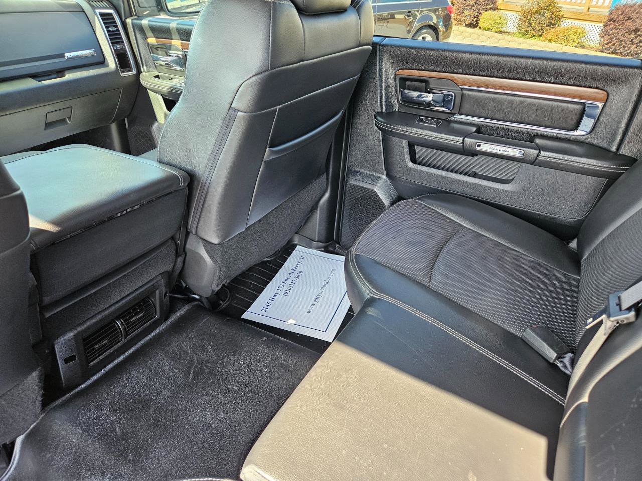 Used 2017 RAM 1500 Laramie image 18