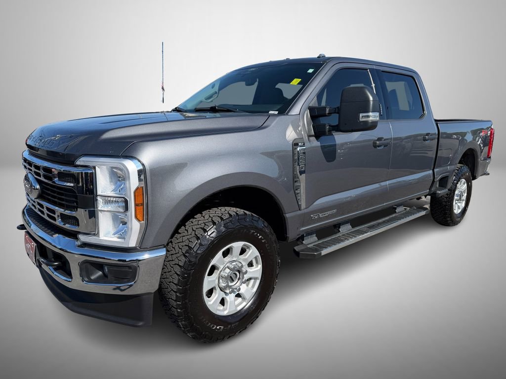 Used 2024 Ford F250 XLT w/ FX4 Off-Road Package AWD/4WD image 2