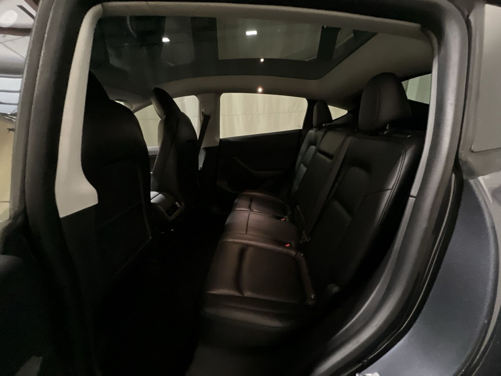 Used 2022 Tesla Model Y Performance AWD/4WD image 28