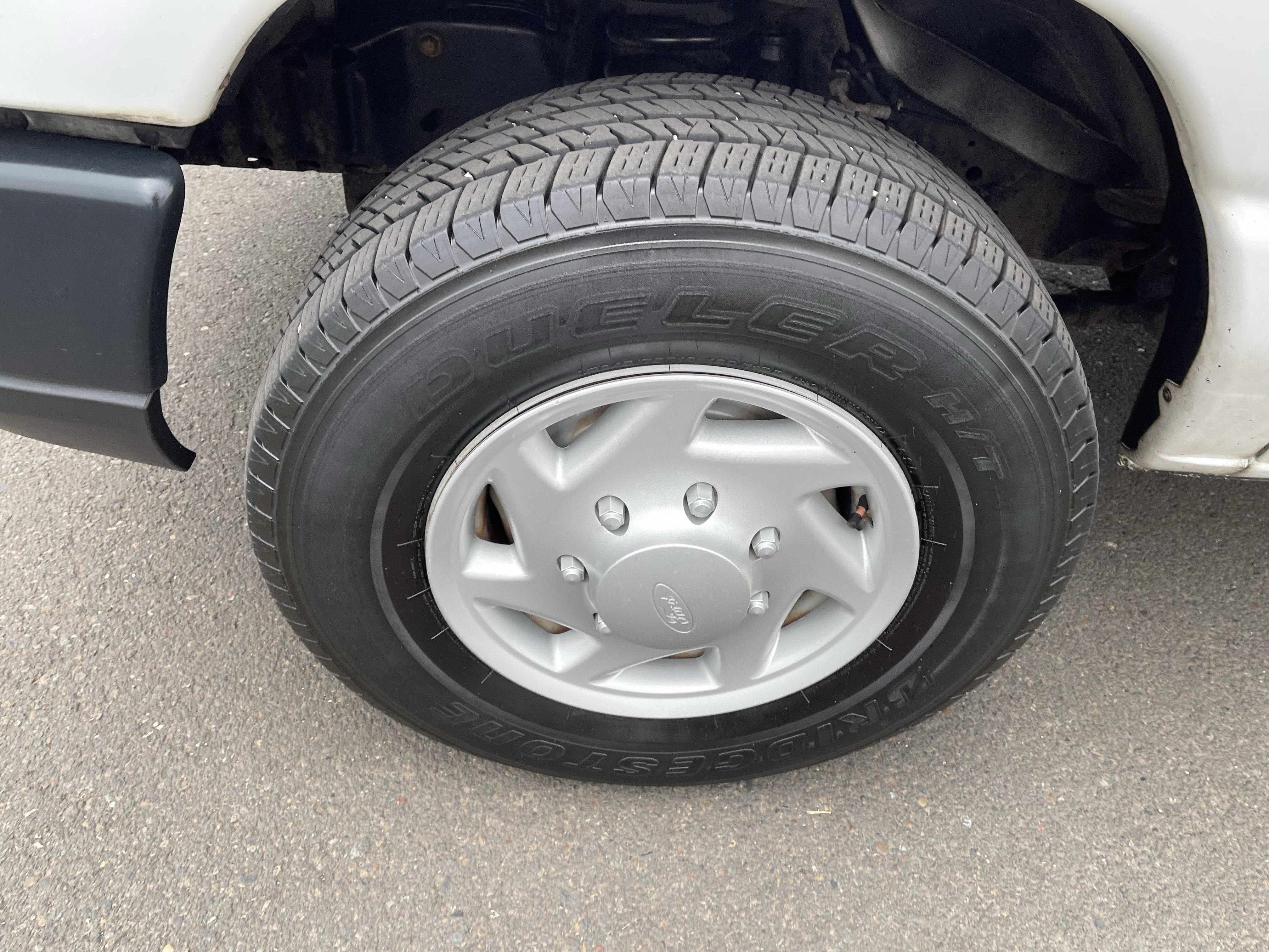 Used 2008 Ford E-250 and Econoline 250 RWD image 12