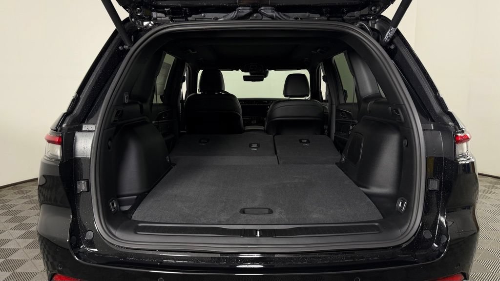 New 2026 Jeep Grand Cherokee Limited AWD/4WD image 10