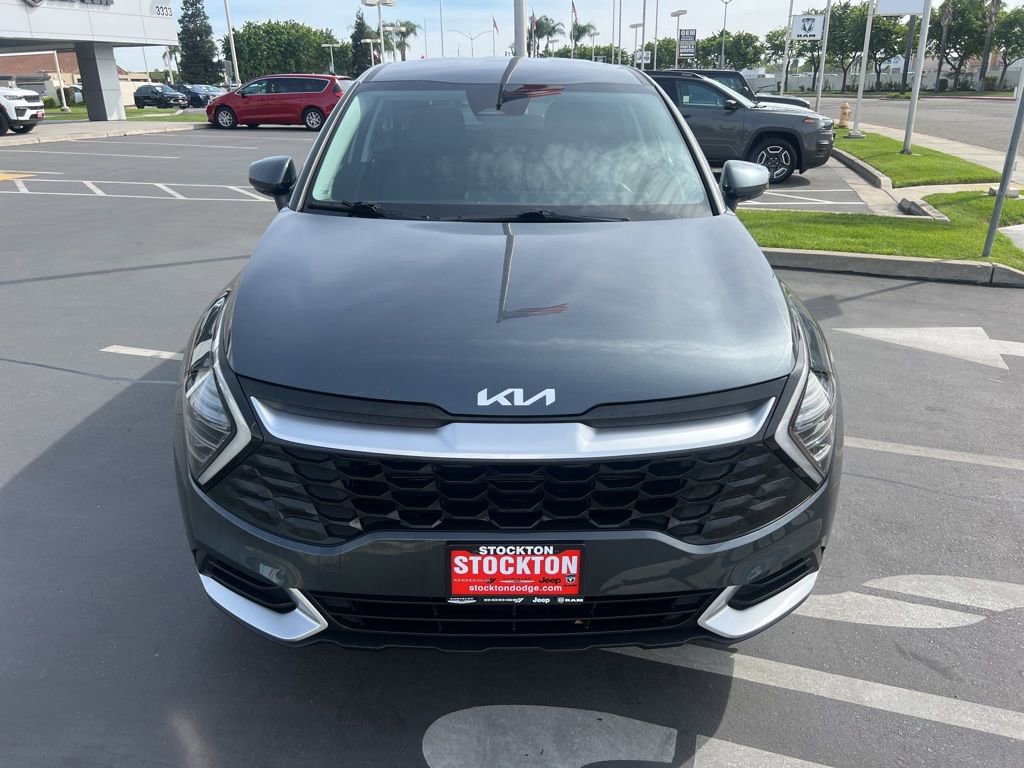 Used 2025 Kia Sportage LX FWD image 5