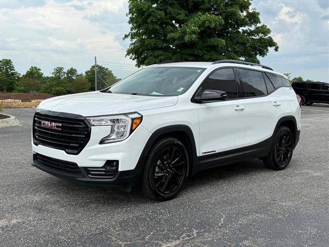 Used 2023 GMC Terrain SLT w/ Elevation Edition FWD image 7