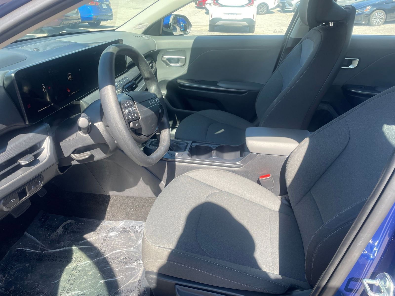 Used 2025 Kia K4 LXS image 22