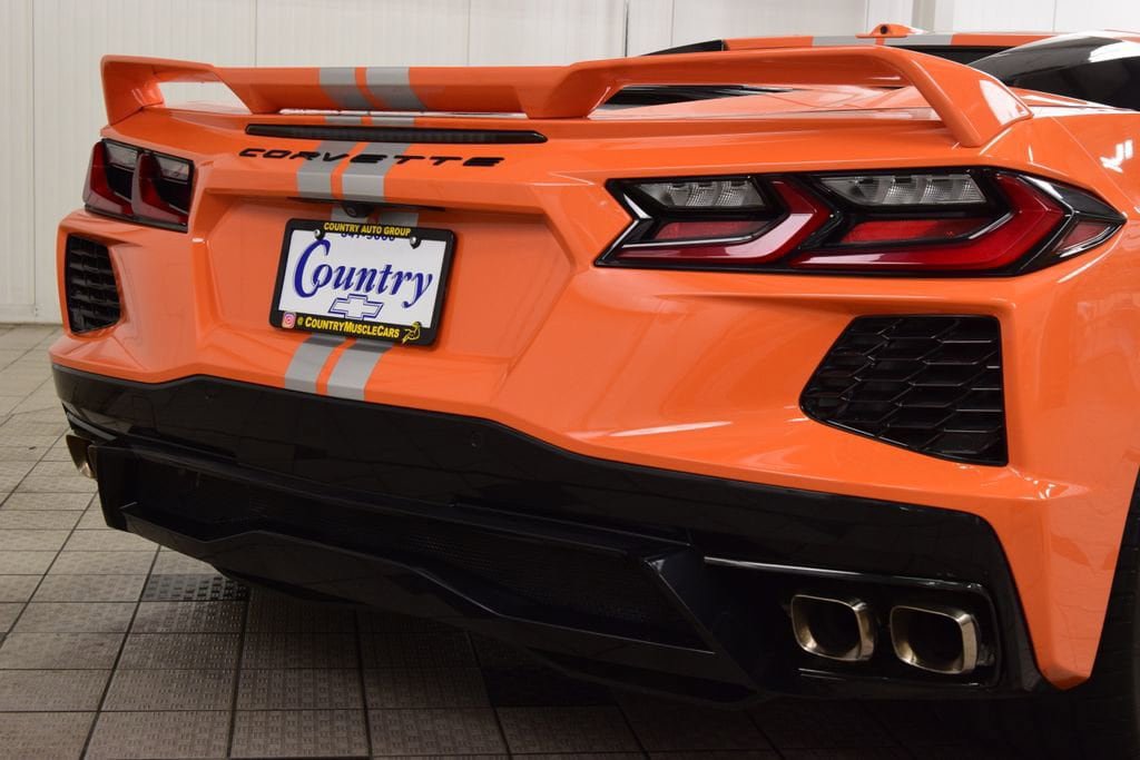 Used 2023 Chevrolet Corvette Stingray Premium Conv w/ Z51 Performance Package RWD image 18