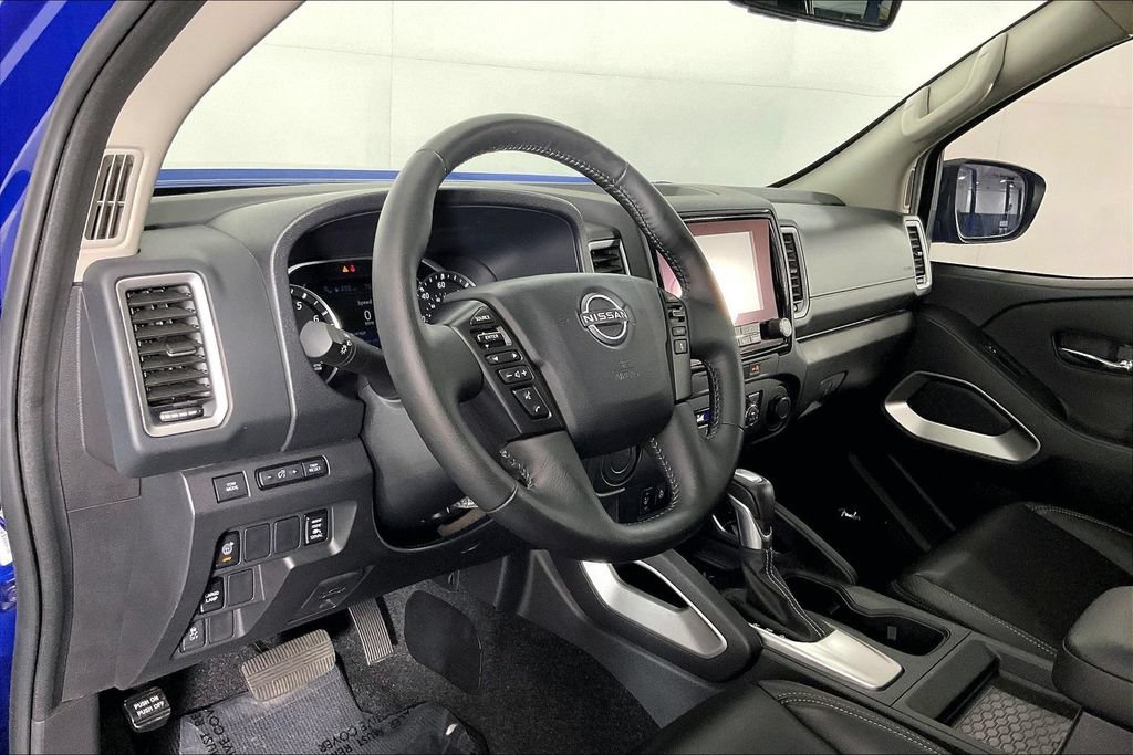 Used 2024 Nissan Frontier SL w/ Technology Package RWD image 15