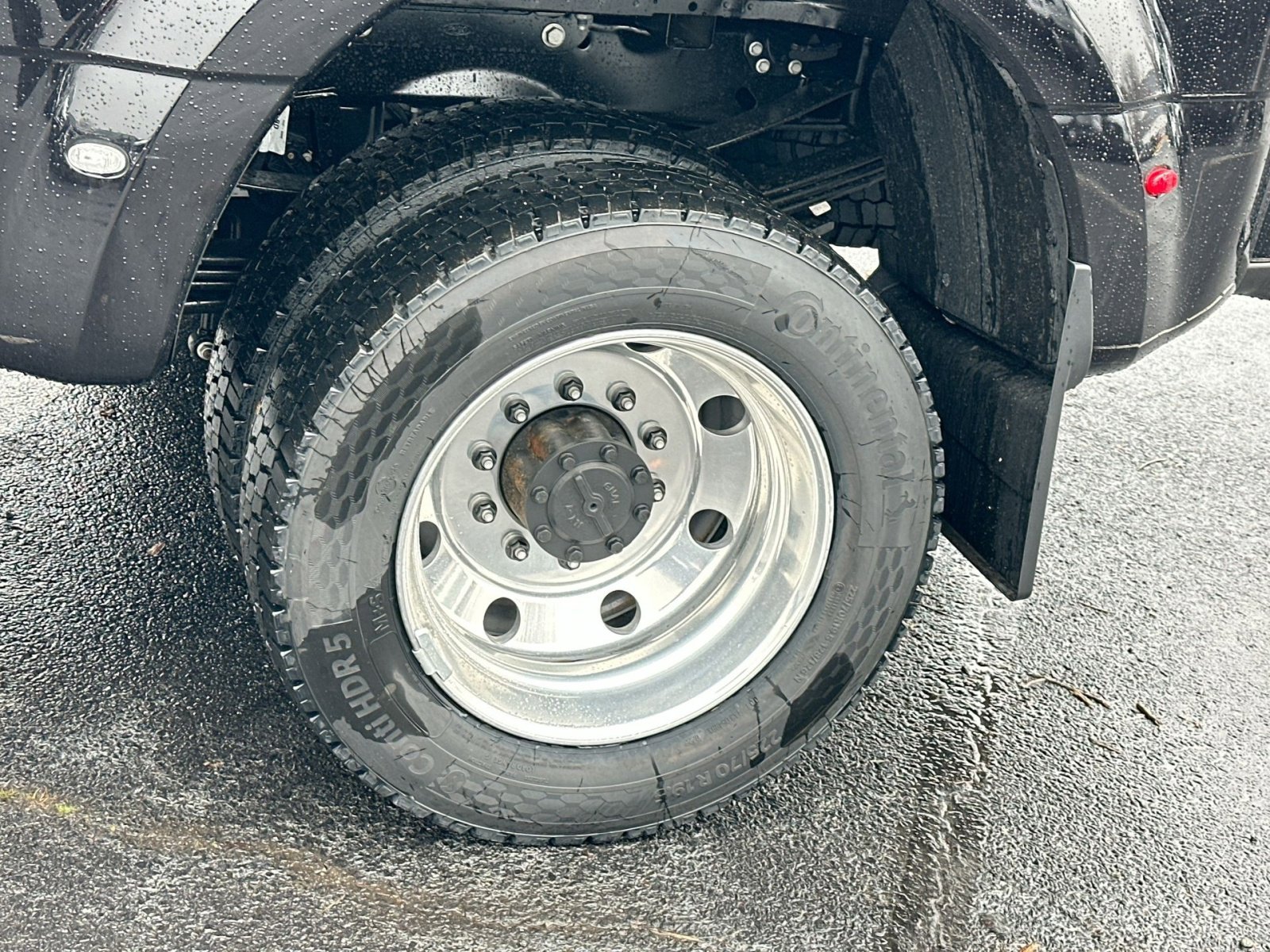 New 2026 Ford F450 Platinum w/ Platinum Plus Package image 13