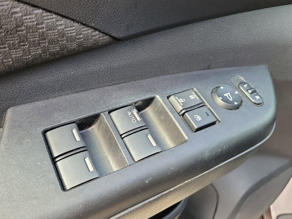 Used 2015 Honda CR-V EX image 18