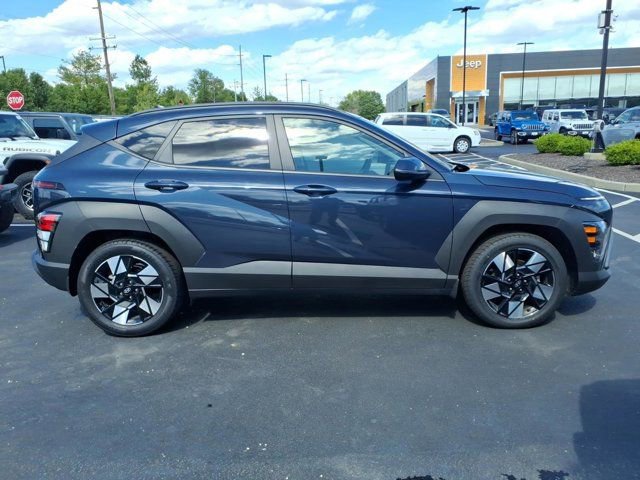 Used 2025 Hyundai Kona SEL FWD image 24