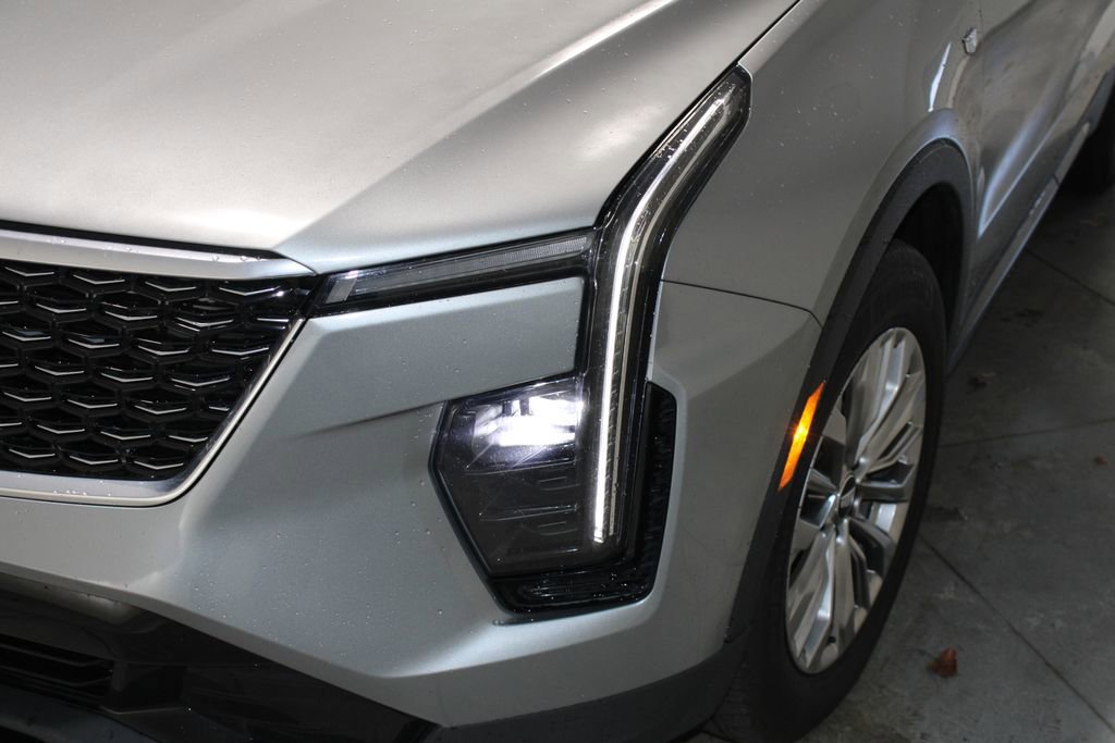 Used 2024 Cadillac XT4 Premium Luxury image 55