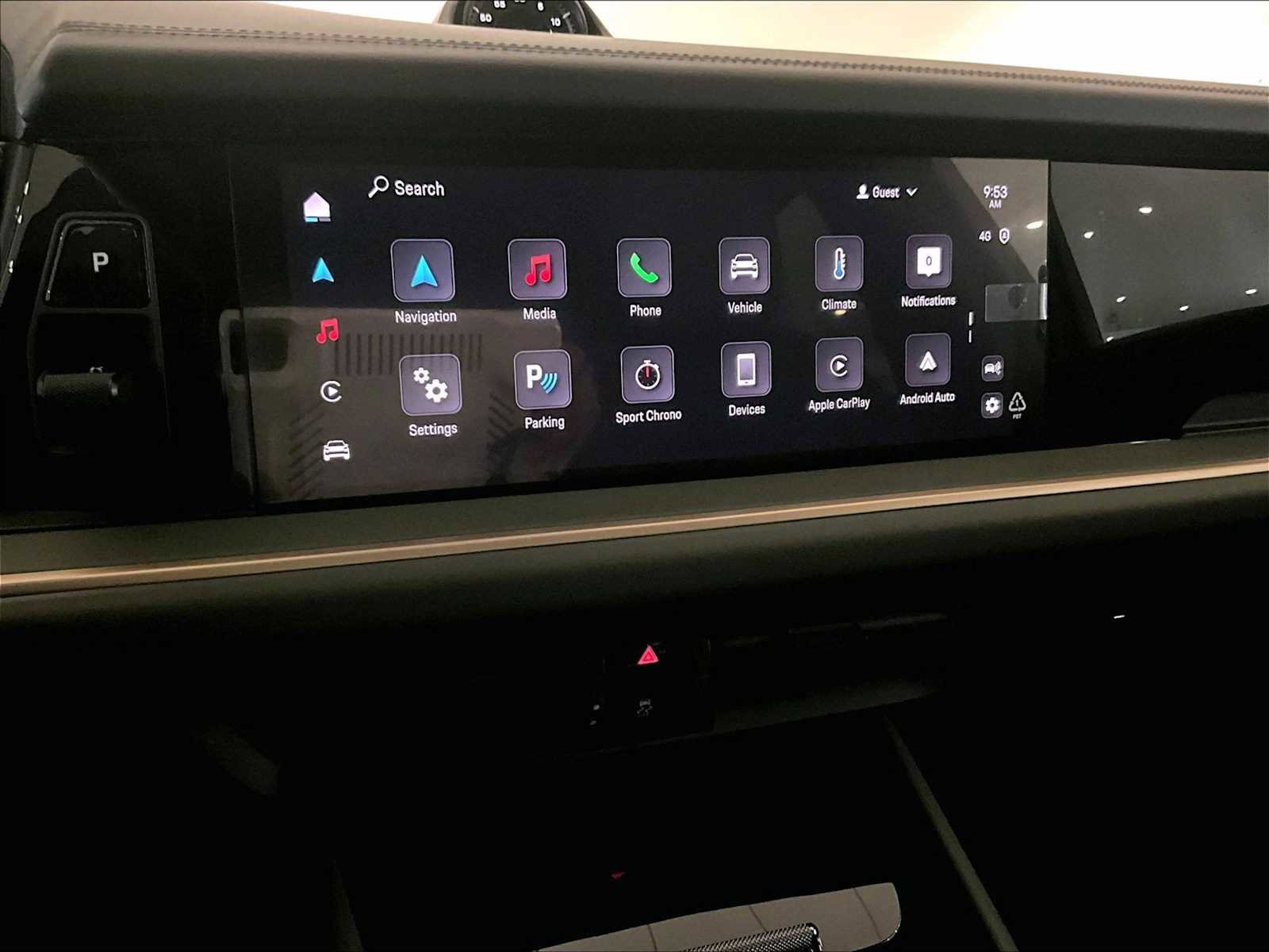 Used 2025 Porsche Cayenne Coupe image 19