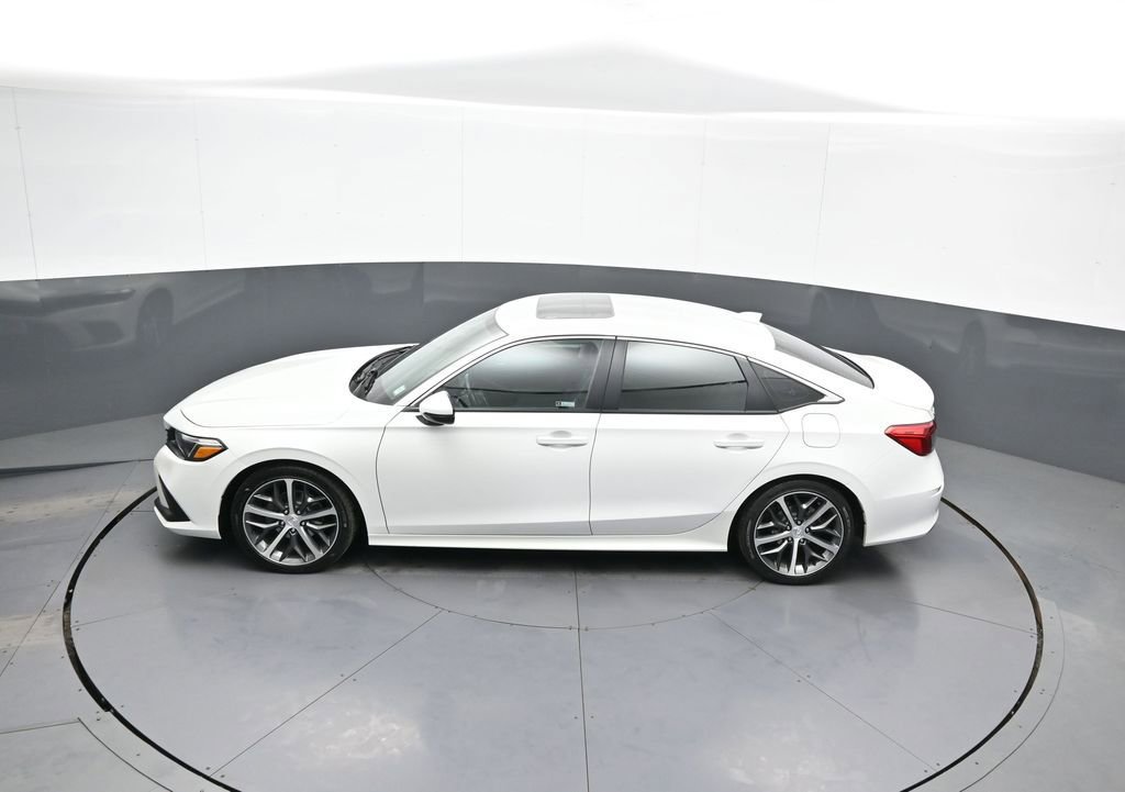 Used 2022 Honda Civic Touring image 41