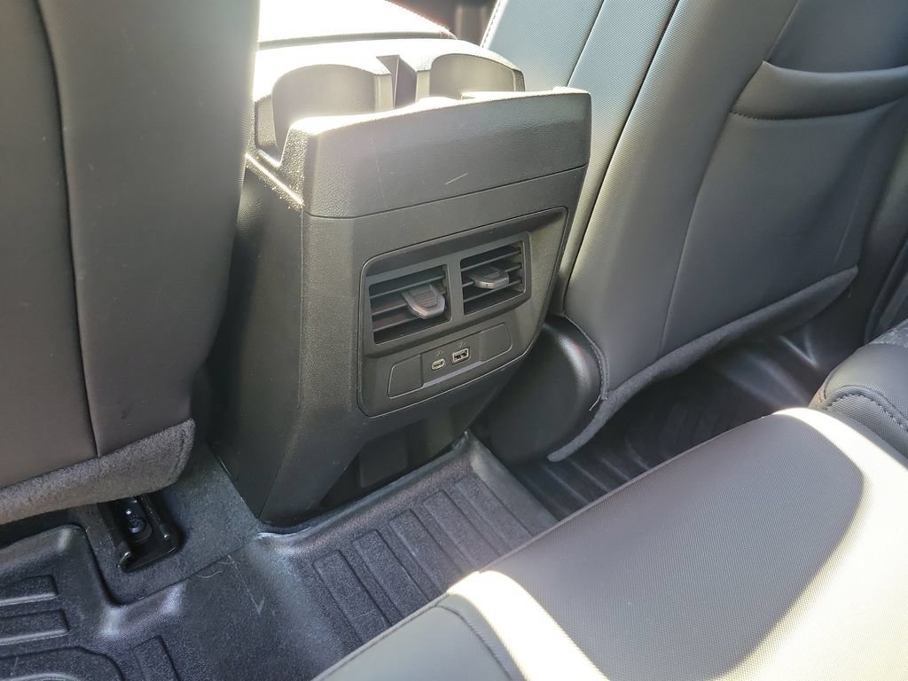 Used 2024 Chevrolet Colorado Z71 w/ Z71 Convenience Package 2 AWD/4WD image 14