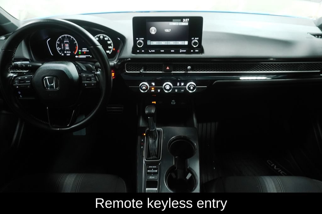 Used 2022 Honda Civic Sport image 3