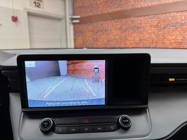 Used 2023 Ford Maverick Lariat w/ Lariat Luxury Package image 21