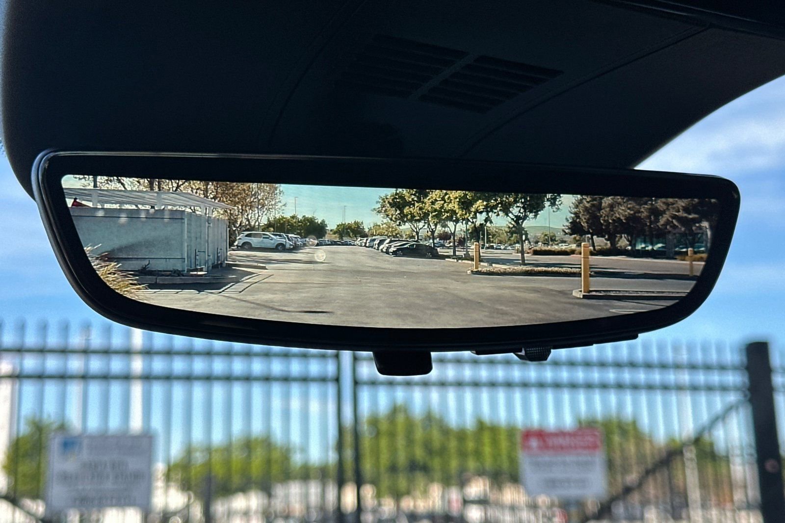 Certified 2024 Cadillac Lyriq Sport image 24