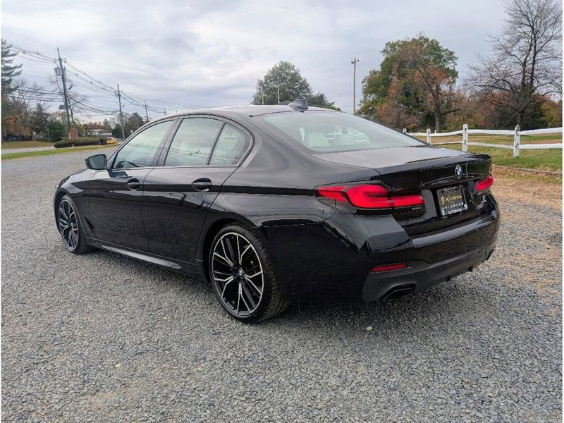 Used 2022 BMW 530i xDrive w/ M Sport Package image 5
