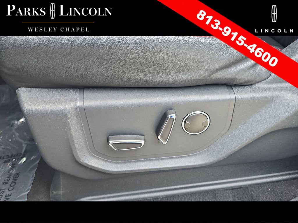 Used 2023 Ford Expedition Limited RWD image 21