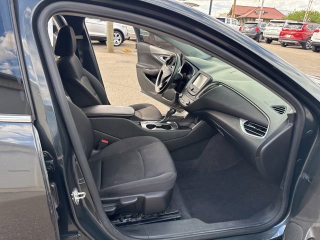Used 2017 Chevrolet Malibu LS FWD image 11
