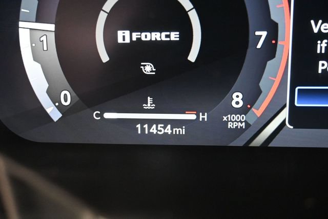 Used 2025 Toyota Tacoma TRD Sport AWD/4WD image 17