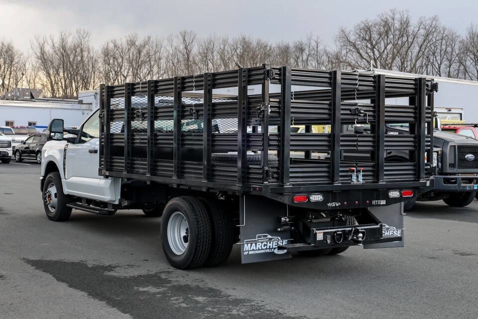 Used 2024 Ford F350 XL w/ XL Chrome Package RWD image 5