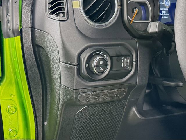 New 2025 Jeep Gladiator Sport w/ Premium Package image 10