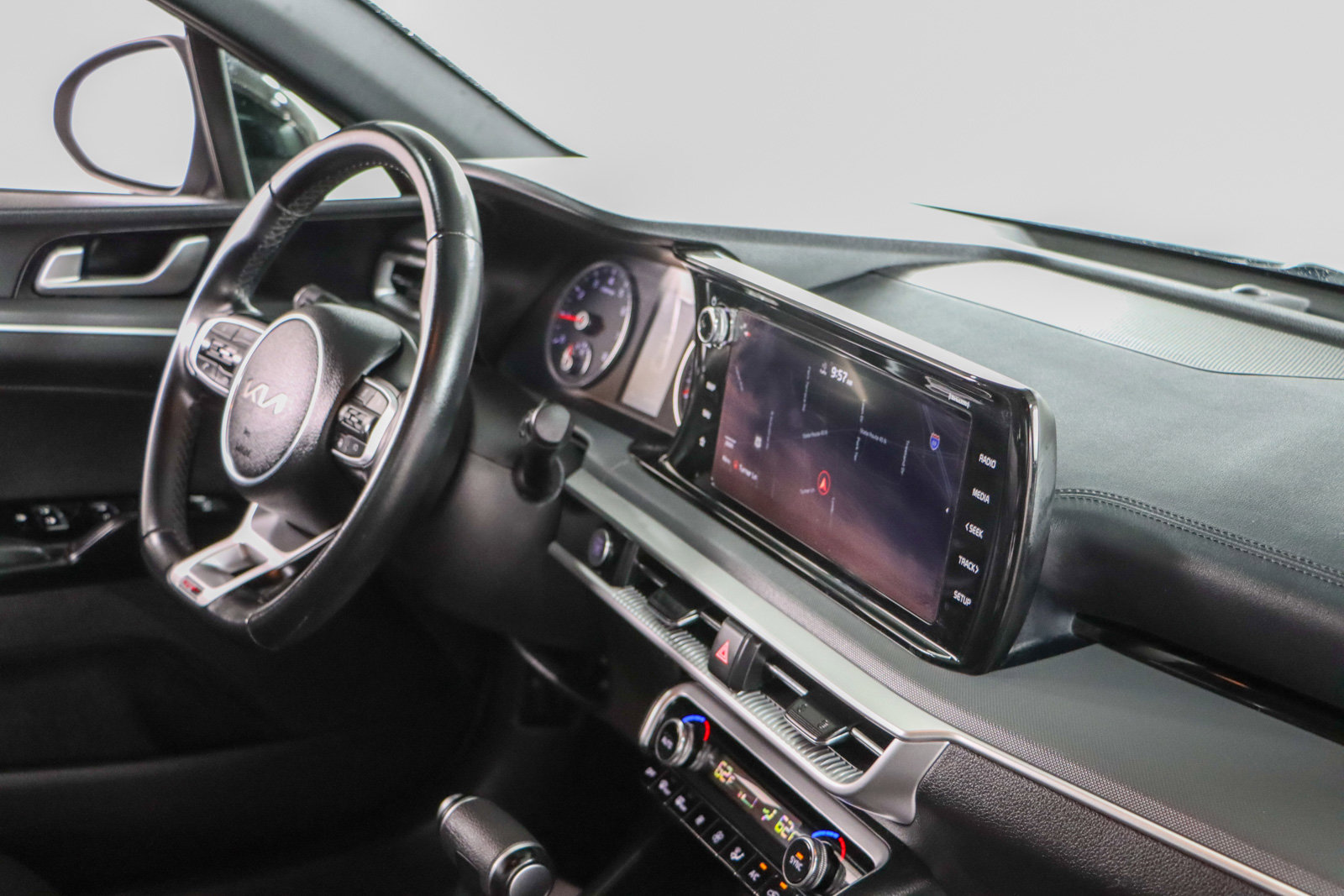 Used 2022 Kia K5 GT-Line image 25