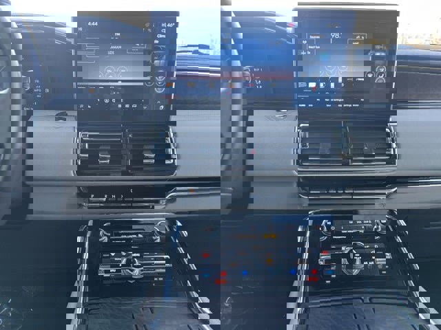 Used 2022 Lincoln Navigator L Reserve image 33