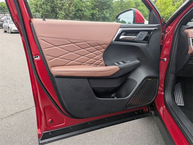 New 2025 Mitsubishi Outlander SEL image 11
