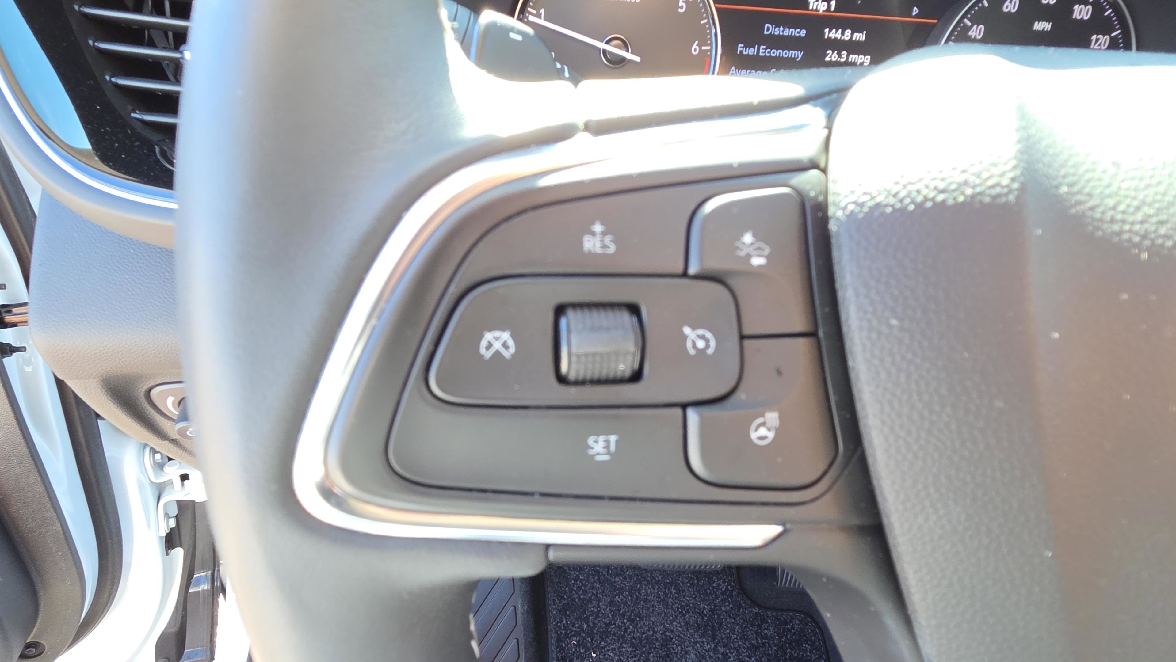 Used 2023 Buick Envision Avenir image 15