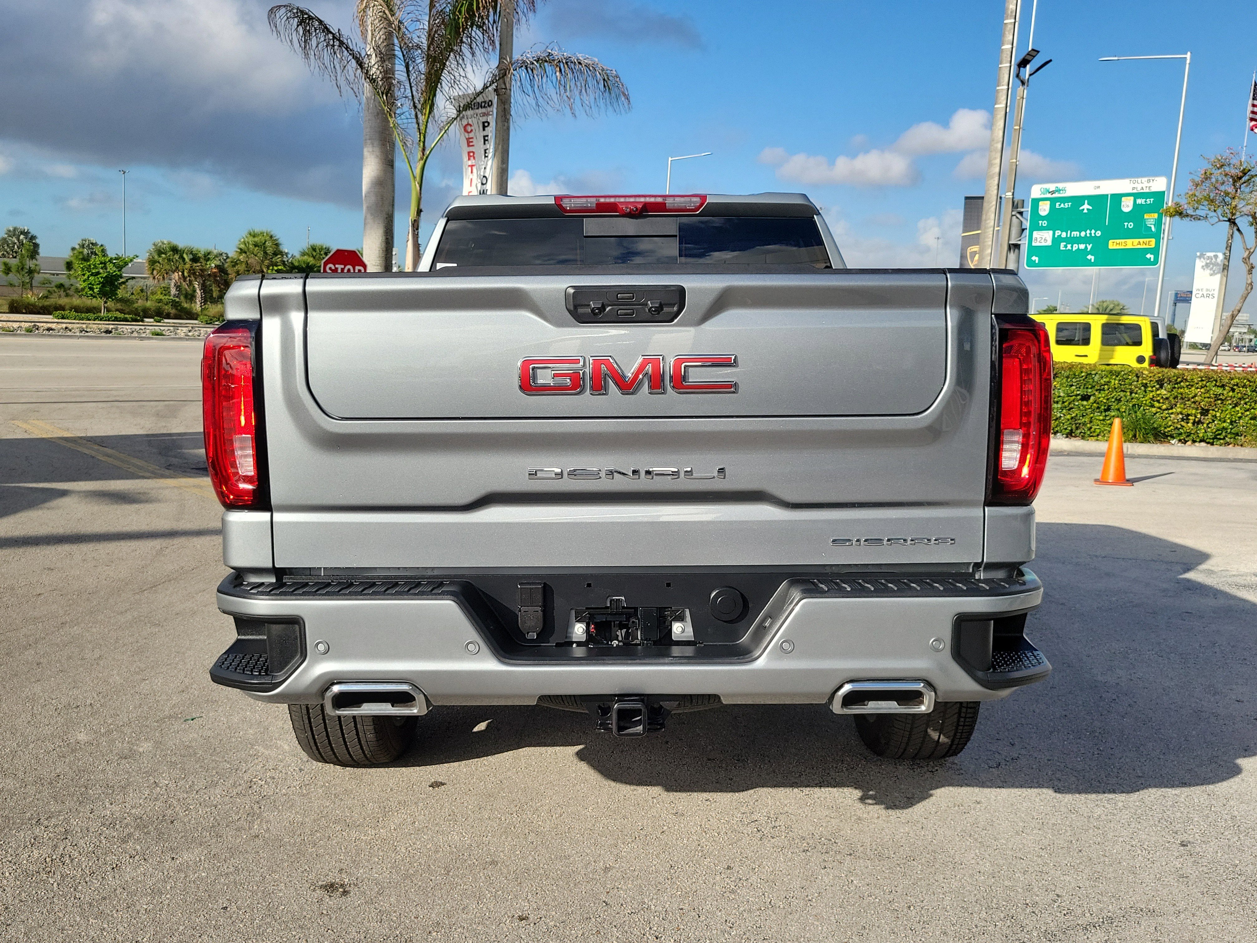 Used 2026 GMC Sierra 1500 Denali w/ Denali Reserve Package image 6