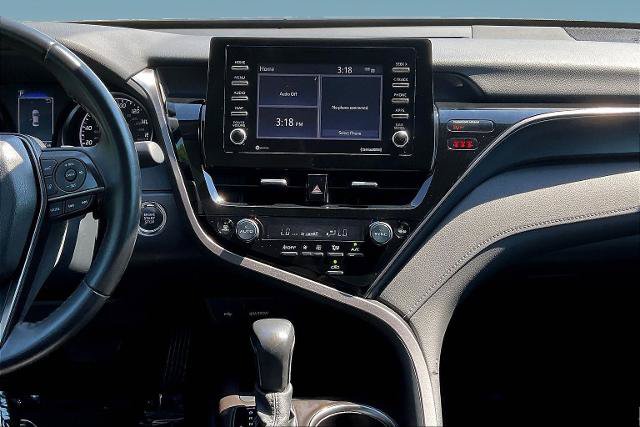 Used 2024 Toyota Camry SE w/ Convenience Package FWD image 9