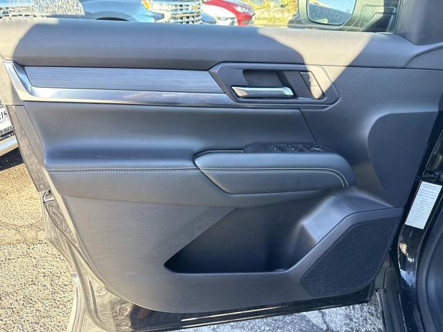 Used 2025 GMC Terrain Elevation image 15