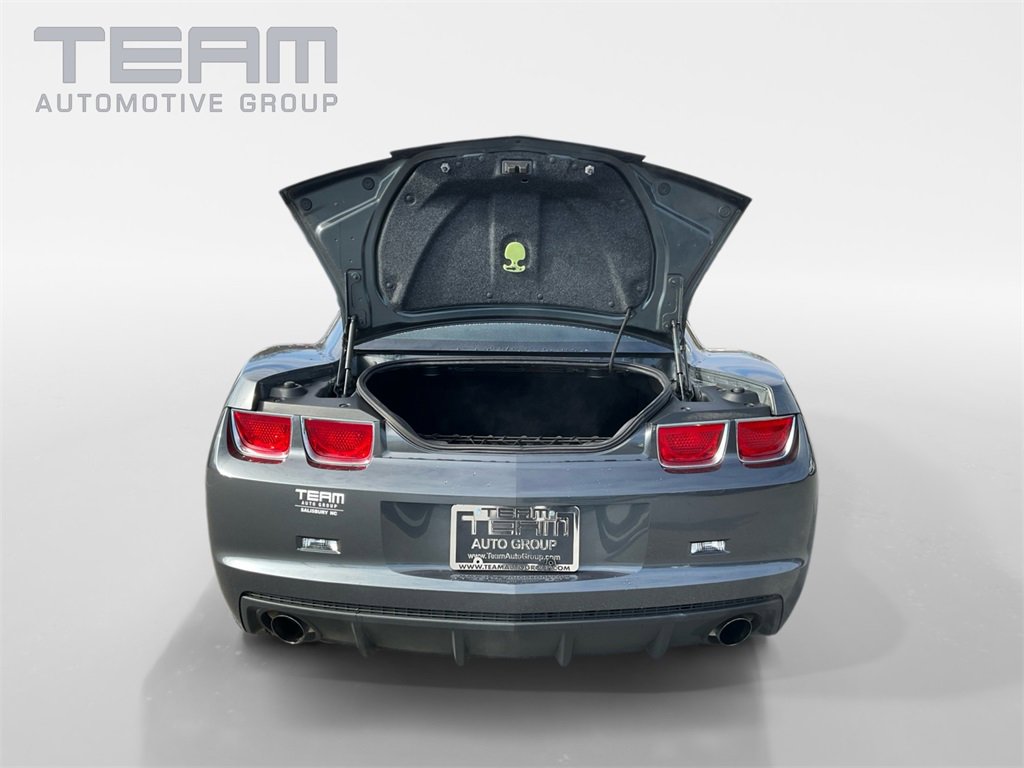 Used 2010 Chevrolet Camaro SS image 13